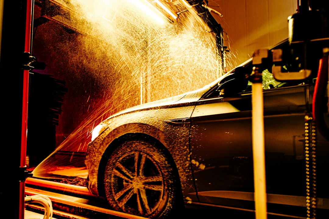 Lavage extérieur de carrosserie automobile